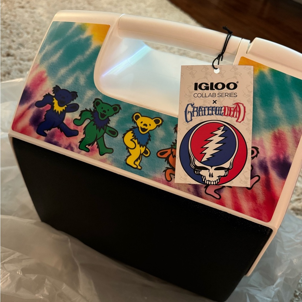 Limited Edition Grateful Dead Igloo Playmate Cooler